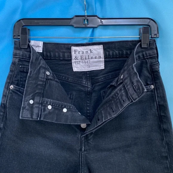 Frank & Eileen MONAGHAN Mom Jean Italian Vintage Denim Size: 28 Black Wash - Picture 7 of 16